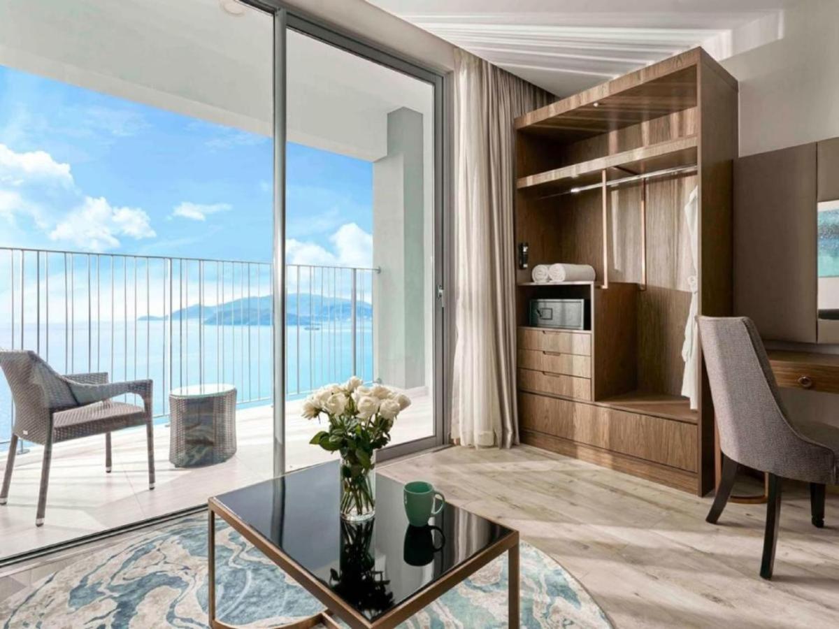 Panorama Lyn Beachfront Apartment Nha Trang Luaran gambar