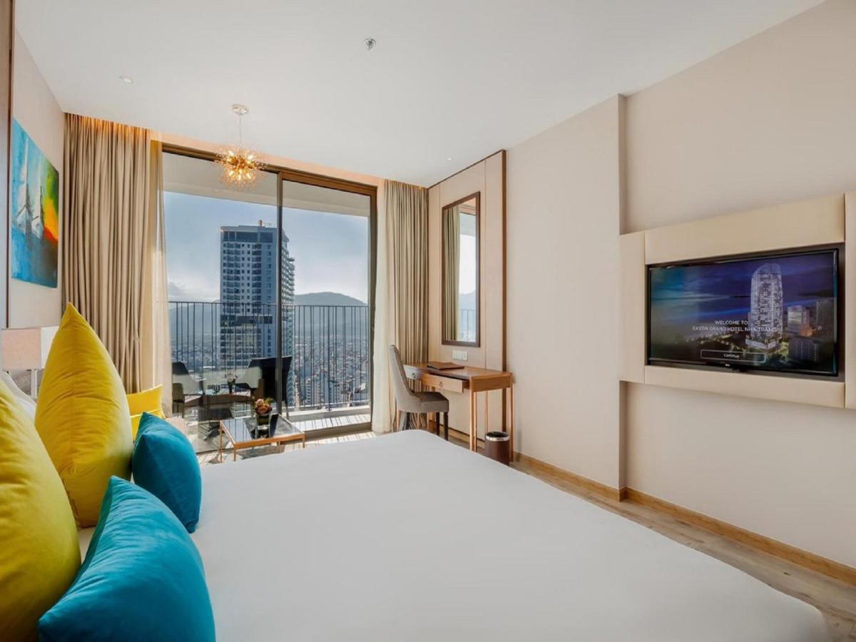 Panorama Lyn Beachfront Apartment Nha Trang Luaran gambar
