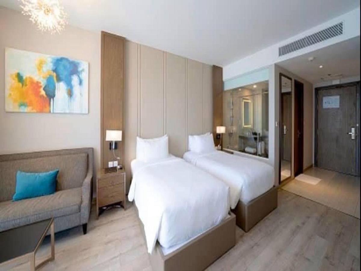 Panorama Lyn Beachfront Apartment Nha Trang Luaran gambar