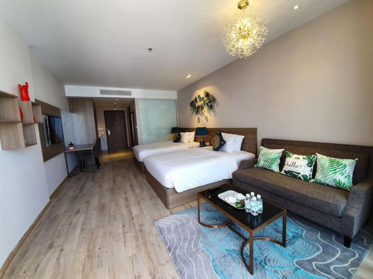 Panorama Lyn Beachfront Apartment Nha Trang Luaran gambar