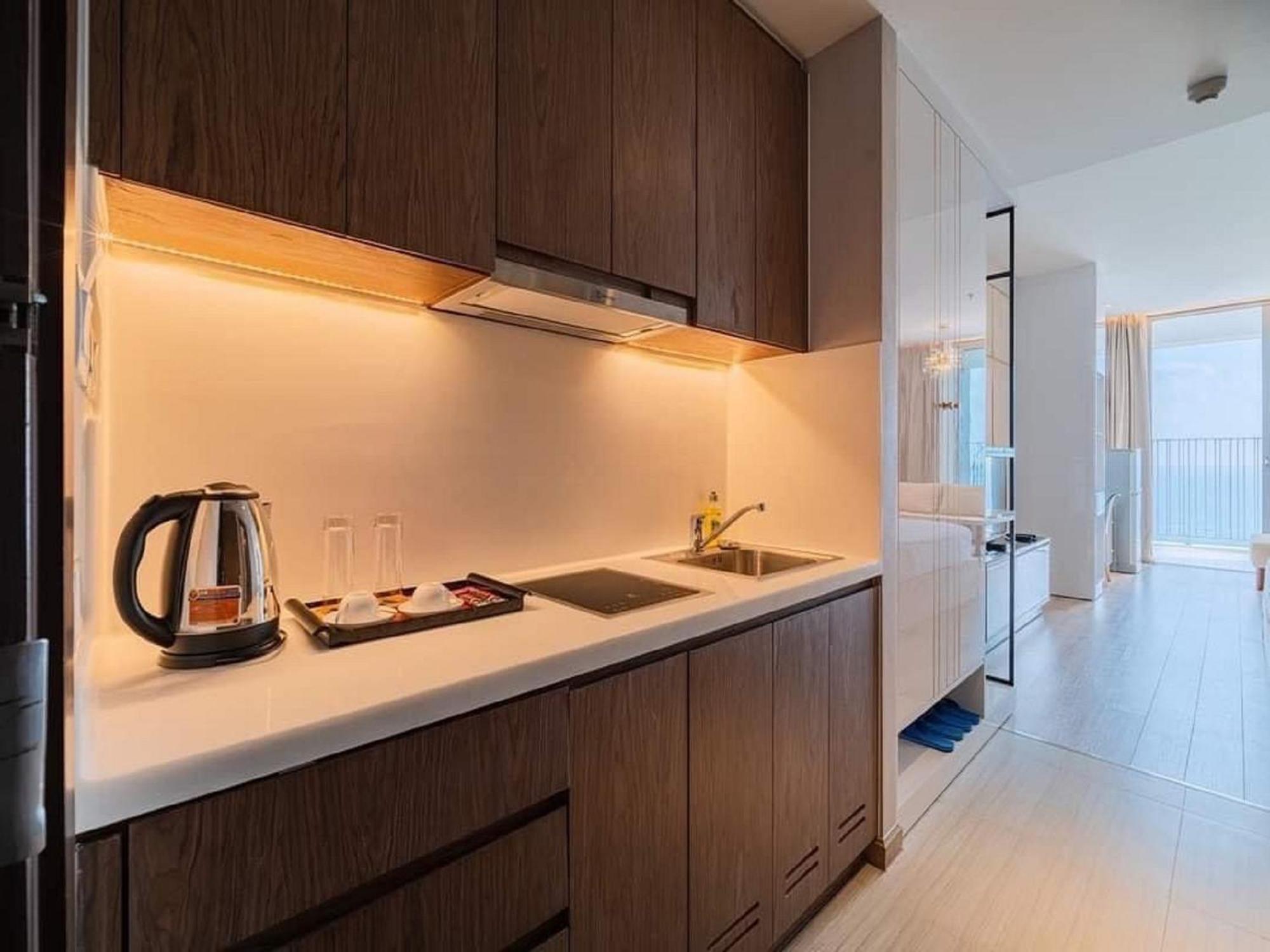 Panorama Lyn Beachfront Apartment Nha Trang Luaran gambar